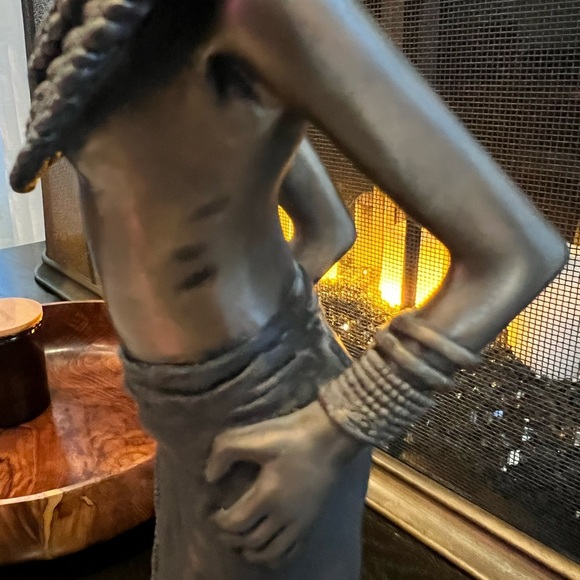 17-inch Maasai en-tito, or soul journeys, carving by Stacy Bayne. - Picture 4 of 15